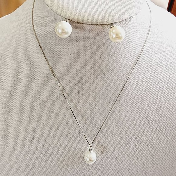 925 Sterling Silver 12mm White Shell Pearl Pendant Necklace And Earrings Set NEW - Picture 14 of 16